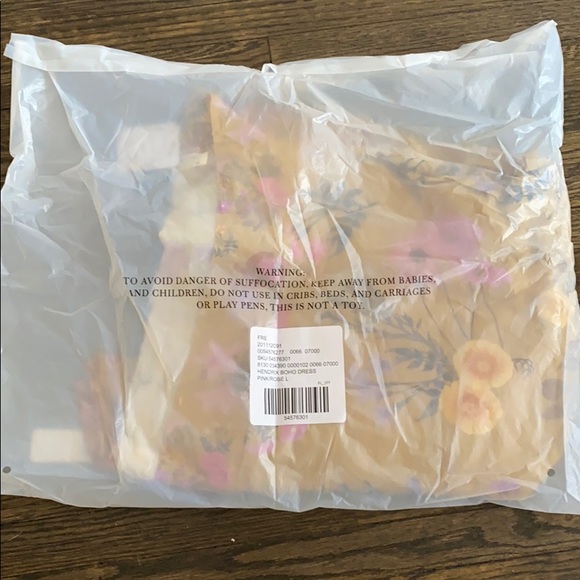 SOLD NWT SPELL | wild bloom kimono robe  mustard - Picture 8 of 14